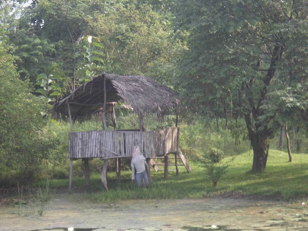 Clay Hut Village 폴로나루와 외부 사진